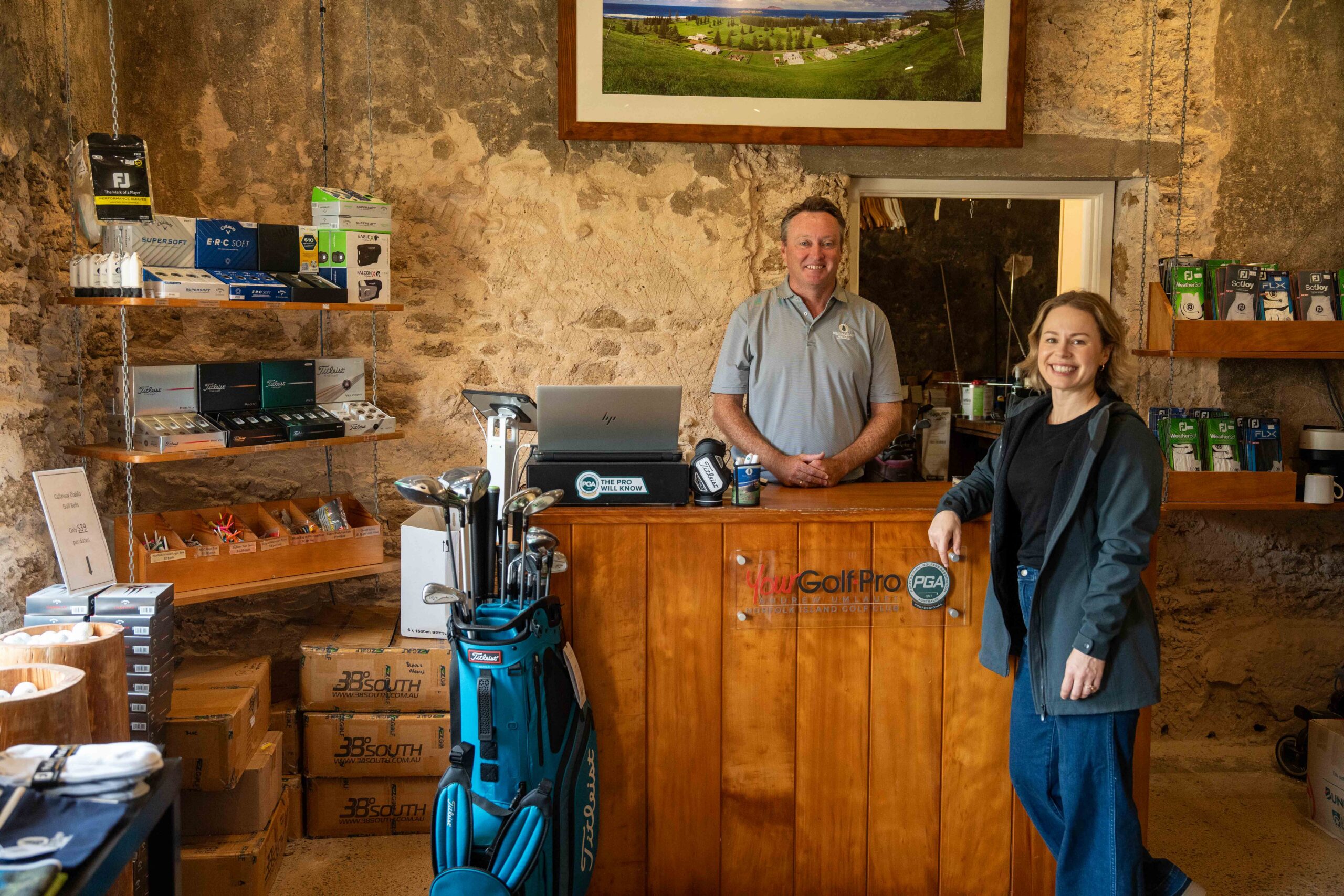 Alex and Andrew Umlauft at the Norfolk Island Golf Club